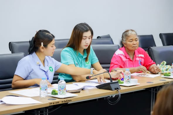 วันที่ 22 ตุลาคม 2568 นายวินัย อินทร์ชนะ สาธารณสุขอำเภอบ้านตาขุน เข้าร่วมประชุมคณะอนุกรรมการสนับสนุนการจัดบริการสาธารณสุข สำหรับผู้สูงอายุที่มีภาวะพึ่งพิง และบุคคลอื่นที่มีภาวะพึ่งพิง ประจำปีงบประมาณ พ.ศ. 2569 ครั้งที่ 1/2569